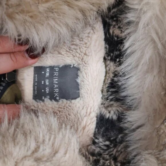 Primark green winter coat with faux fur hood - Picture 7 of 13